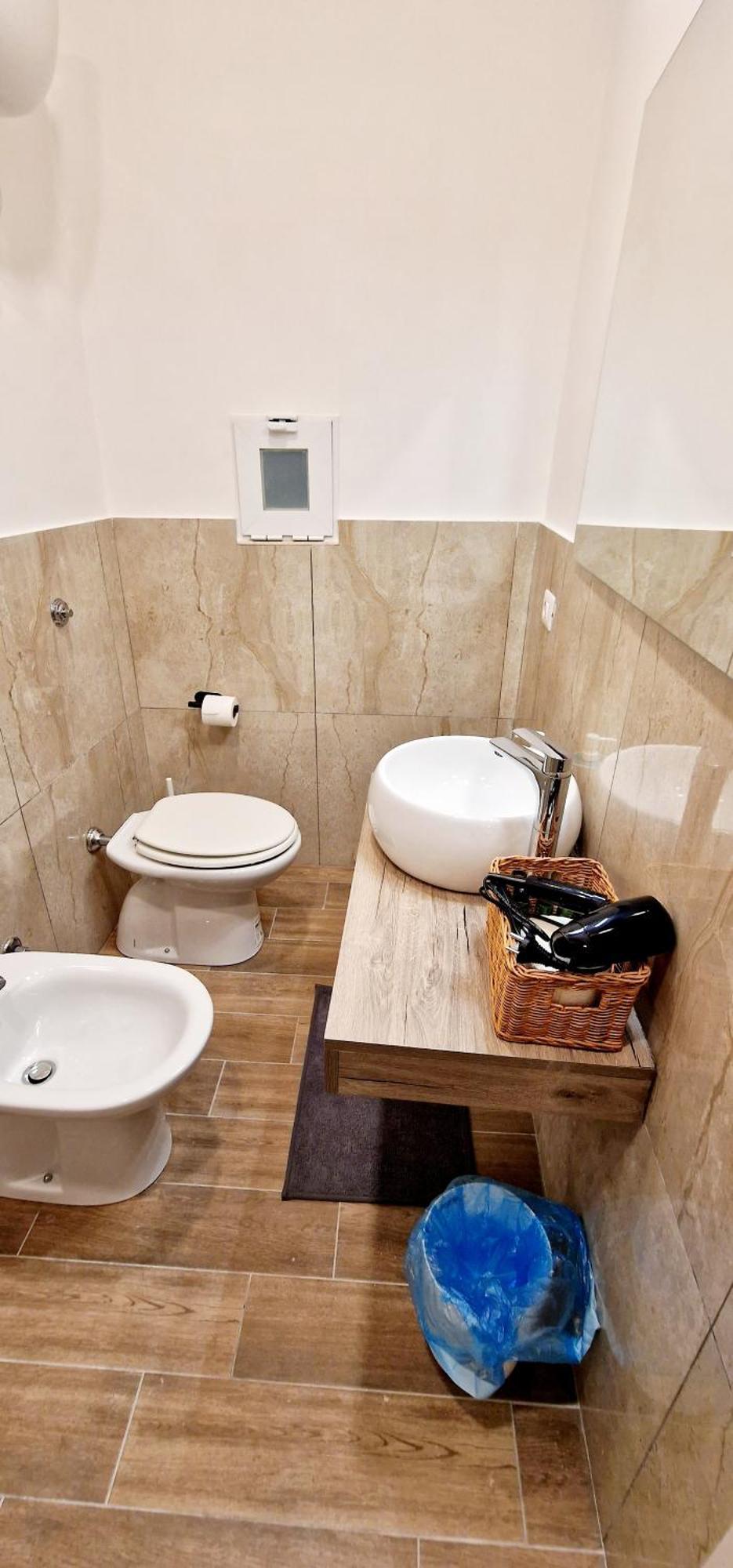 Tribunali Platamon Neapel Zimmer foto